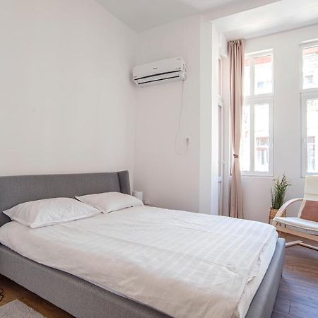 Supreme Luxury Top Central 1 Bedroom Apartment Σόφια Εξωτερικό φωτογραφία